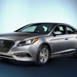 2016 Hyundai Sonata Plug-in Hybrid Electric Vehicle (PHEV), Front 3/4 Exterior