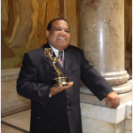 Willy Sanchez, con su premio Emmy