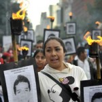 160428221918_ayotzinapa_estudiantes_desaparecidos_protesta_mexico_afp_624x351