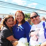 foto-peggy-anastos-centro-junto-con-marina-arevalo-y-otro-familiar
