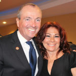 Foto-Phil-Murphy-y-la-directora-de-PRAHD2C-Ivonne-Lopez-Oct-212C16