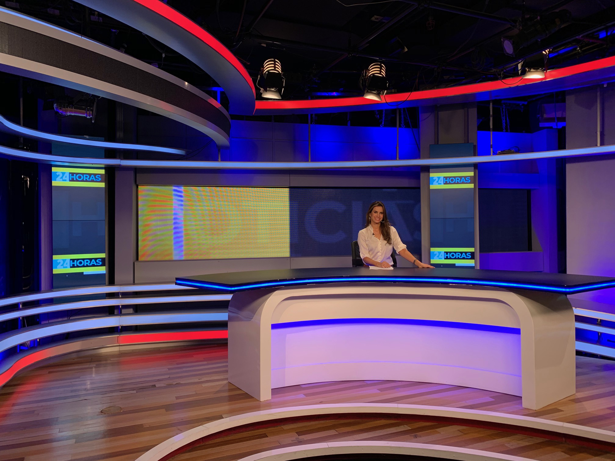 Estrella Media Lanza Estrella News, Primera Cadena Multiplataforma Noticias en Español Horas del Día Disponible Gratis por Tubi | Ahora